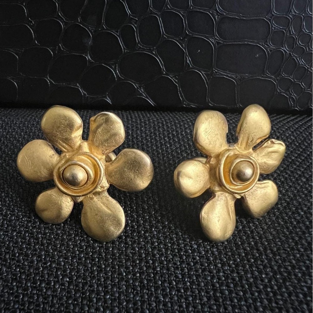 Karl Lagerfeld Vintage Gold Tone Flower Cufflinks KL Logo Designer